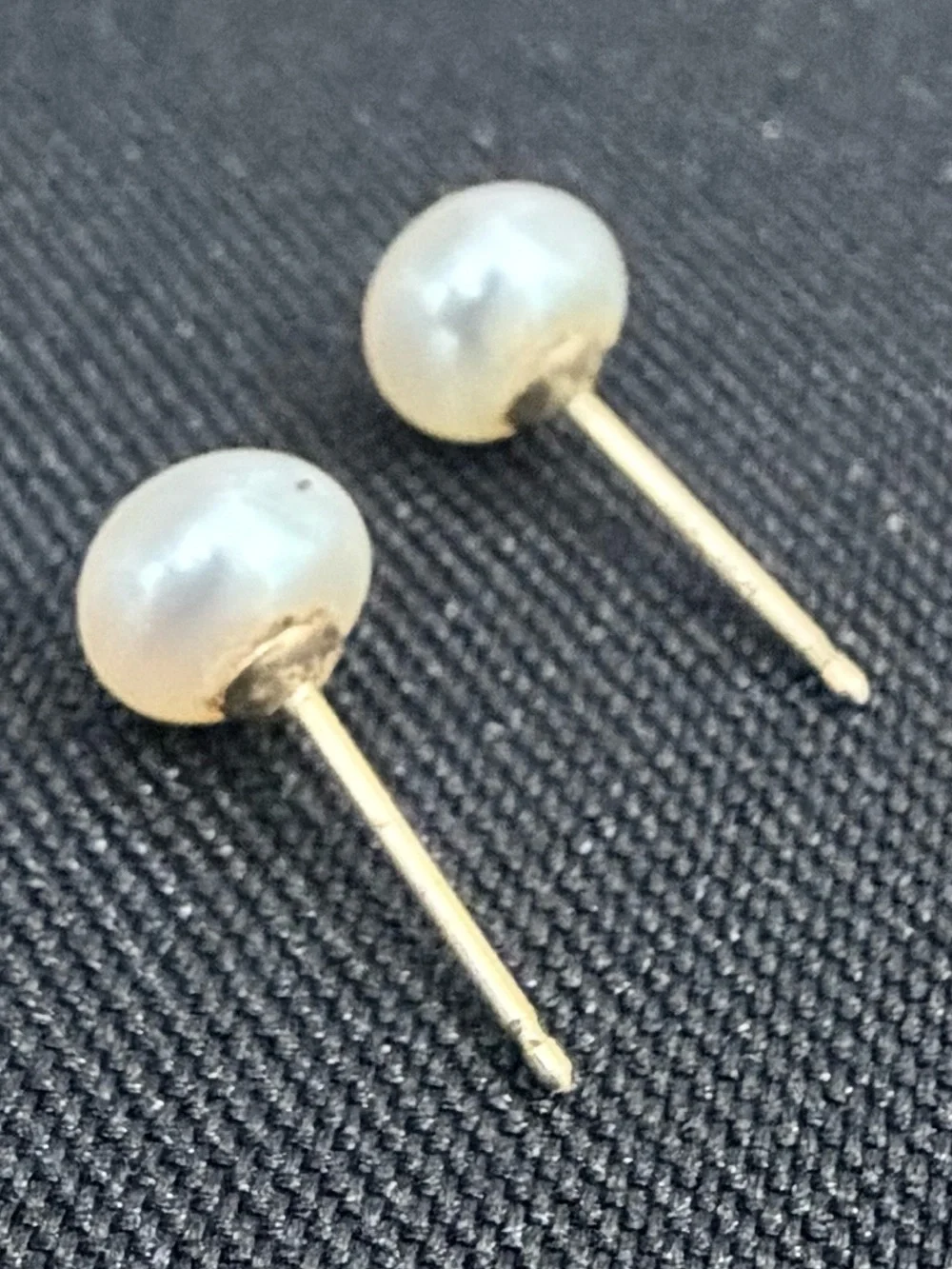 Vintage Pearl & 10k Gold Stud Earrings Coastal Grandma VTG Retro Classic Elegant
